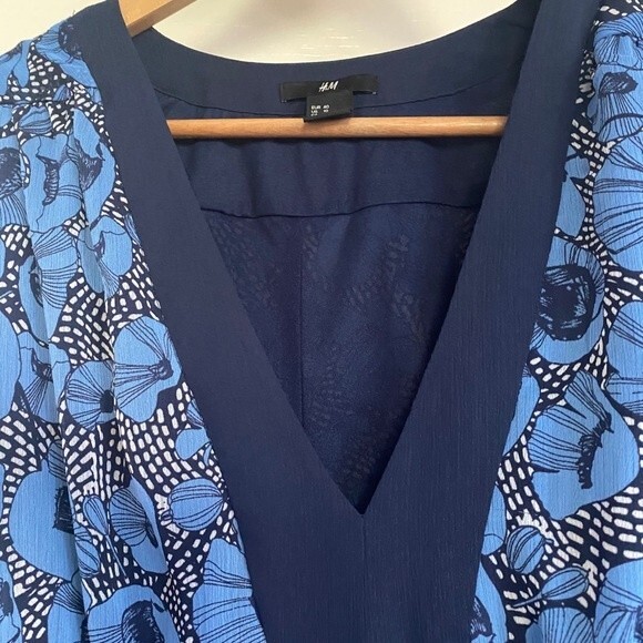 H&M Fit & Flare Dress, Blue Floral Print, Size 10 - Picture 4 of 10